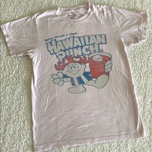 Hawaiian Punch Short Sleeve Tee with Graphic Design pink size small